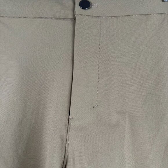 Lululemon Commission Short Mens Size 38 Slim Warpstreme 9" Tan Khaki SS-2123 - Picture 3 of 10